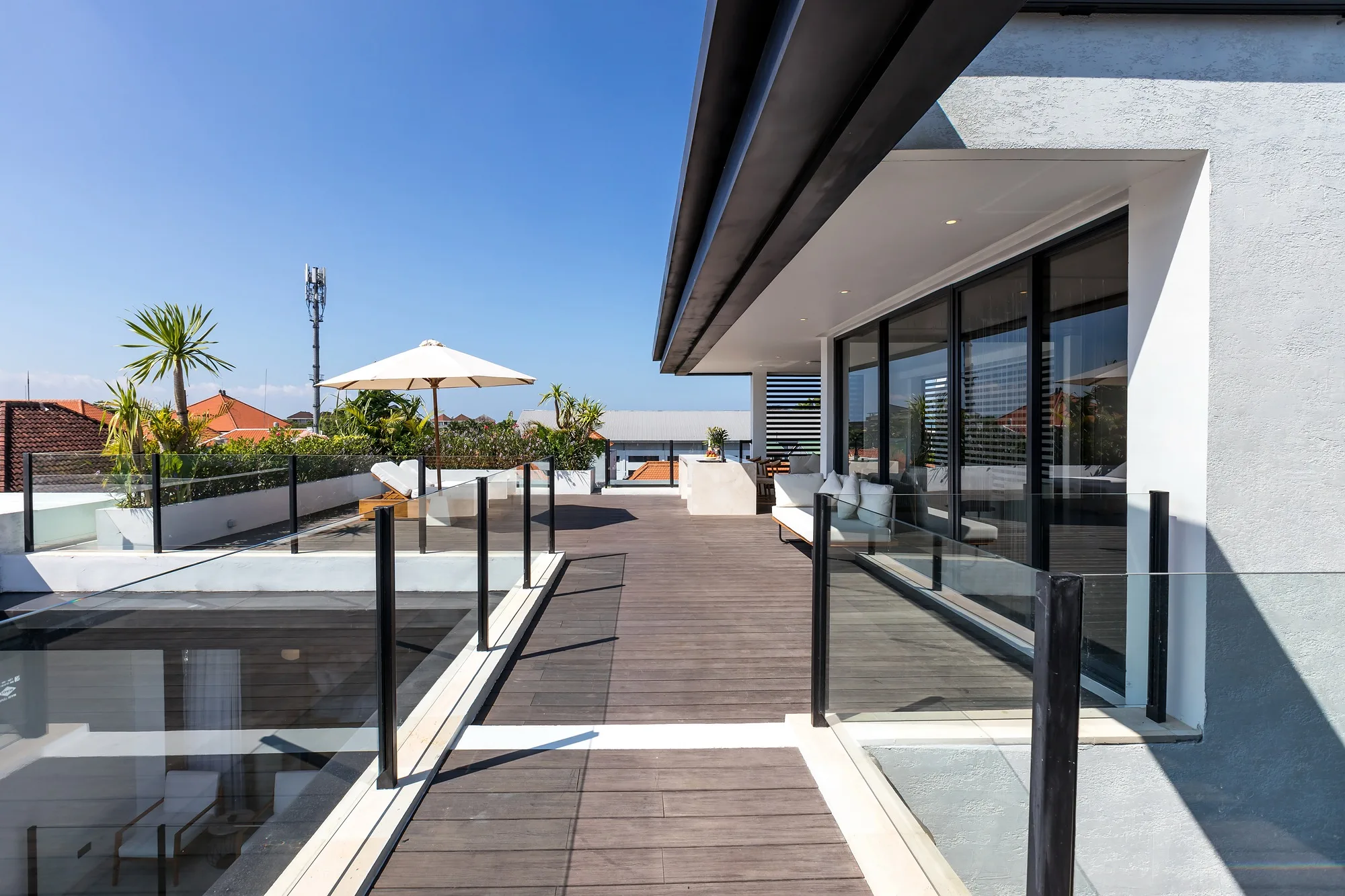 The roof decking and the way out to the lounge area