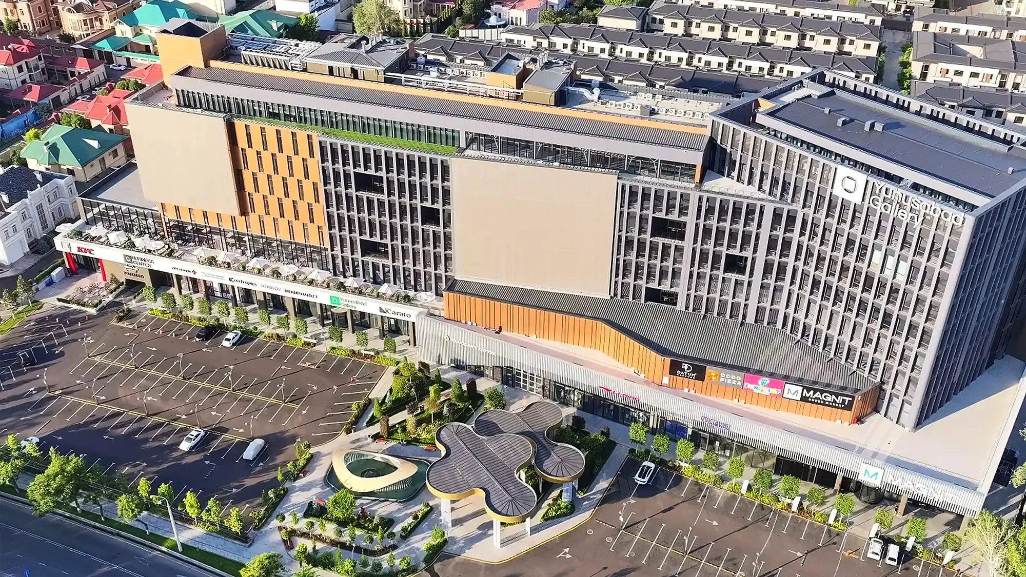 Yunusabad Gallery mixed-use complex in Tashkent from above